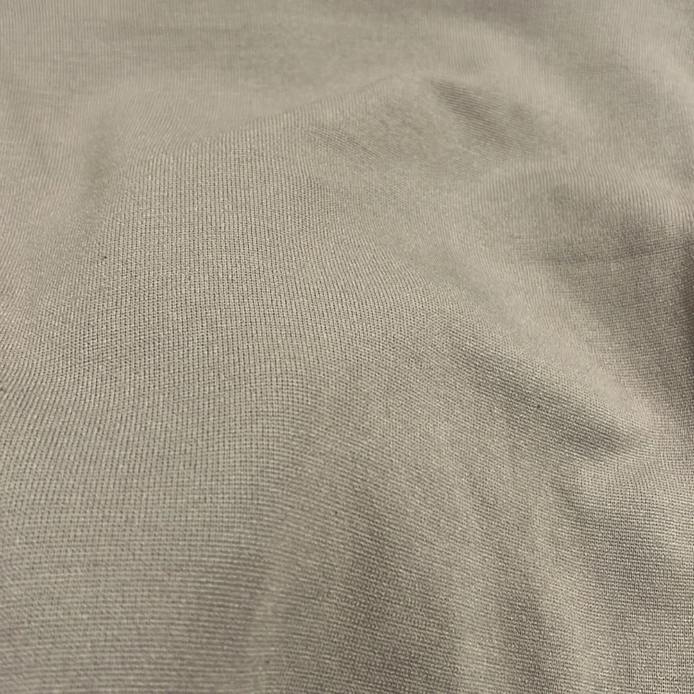 Elegant Beige Zara Small Top - Picture 4 of 5